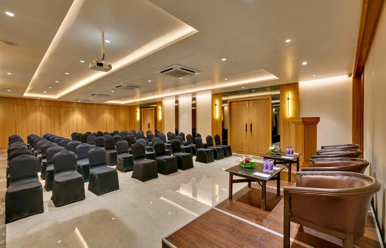 Citrus Hotel Kolhapur Eksteriør billede