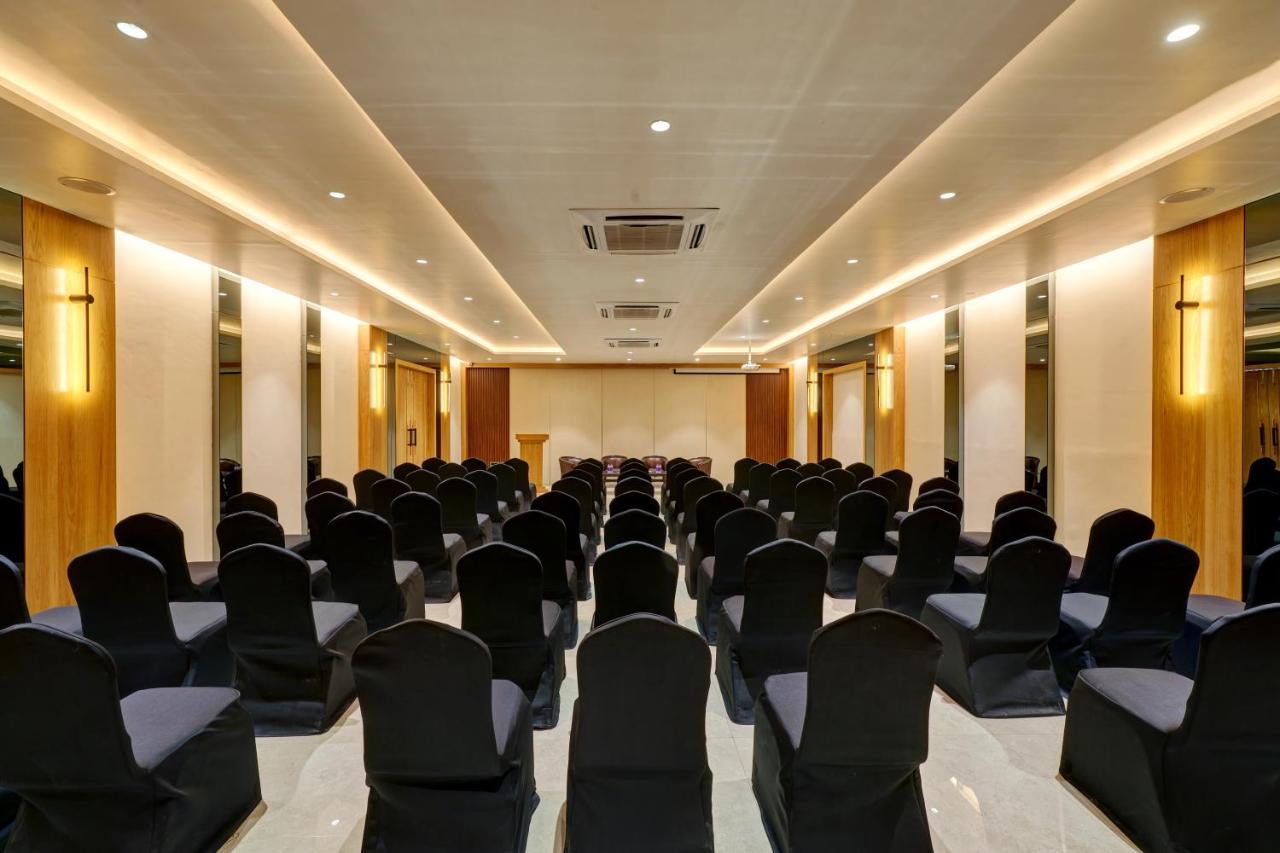 Citrus Hotel Kolhapur Eksteriør billede
