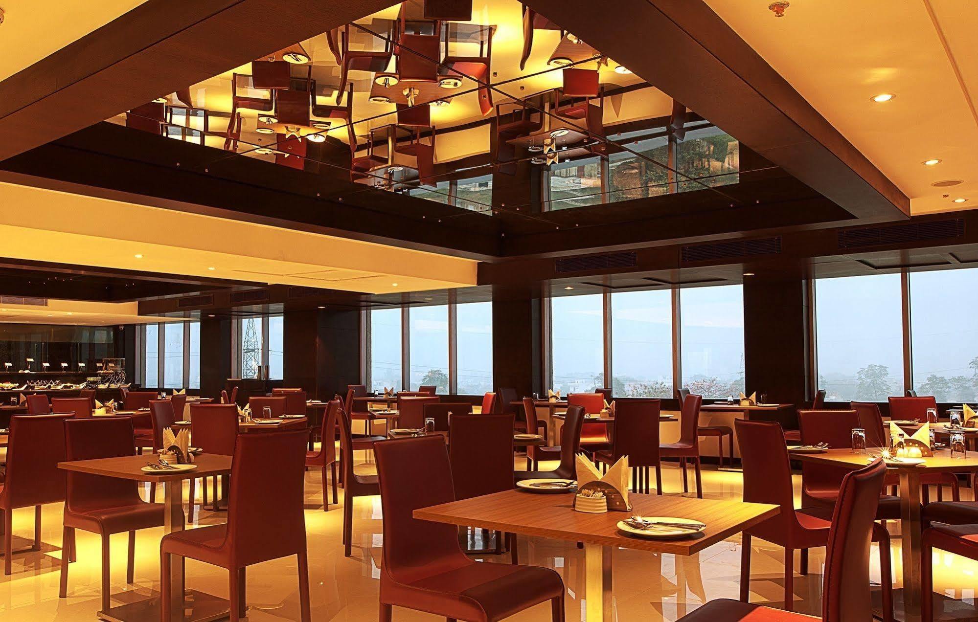 Citrus Hotel Kolhapur Eksteriør billede