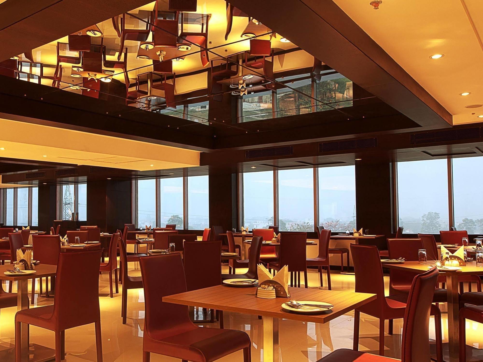 Citrus Hotel Kolhapur Eksteriør billede